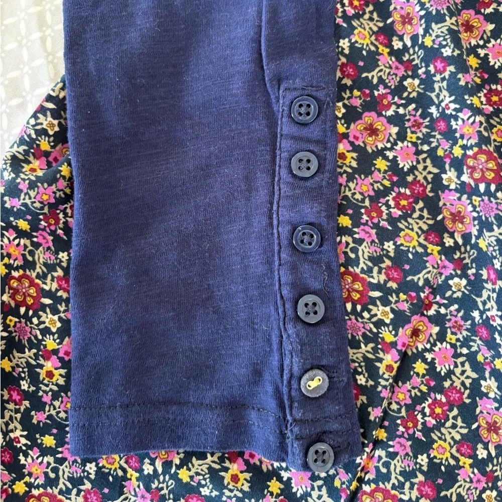 XS Anthropologie Postmark Navy Floral and Plaid Contrast Top